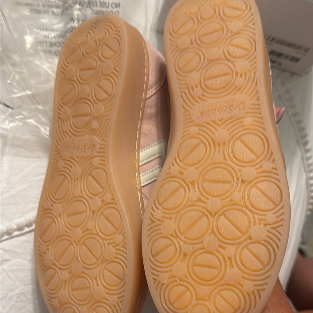 Dr. Scholl's Blush Lace-Up Sneakers - Picture 3 of 4